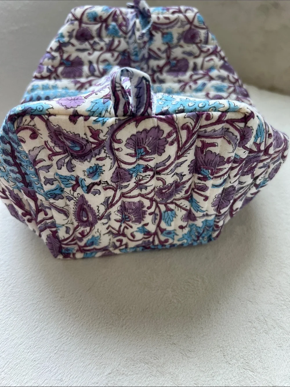 Mynah by Smitha Iris Skies Floral Quilted Cosmetic Bag NWOT